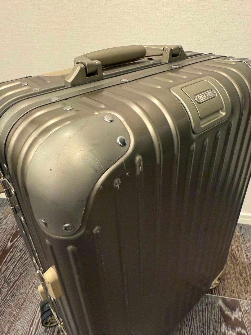 ◆RIMOWA◆リモワ トパーズ チタニウム 36L