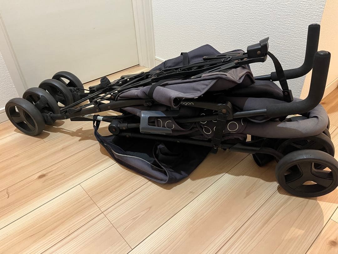 2人乗りベビーカー　キンダーワゴン　DUOシティHOP 折りたたみ可