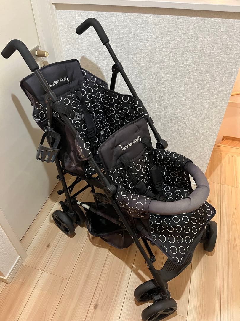 2人乗りベビーカー　キンダーワゴン　DUOシティHOP 折りたたみ可