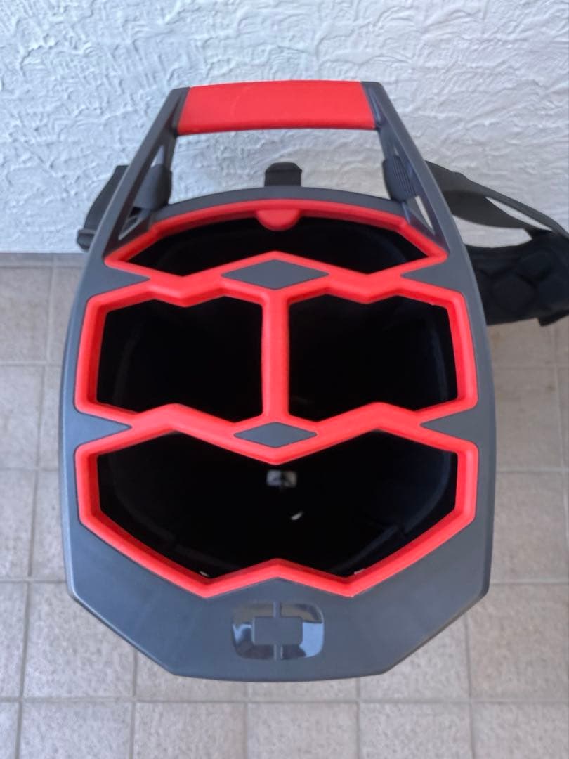 【新品・未使用】OGIO オジオ スタンド式 キャディバッグ 9インチ　フード付