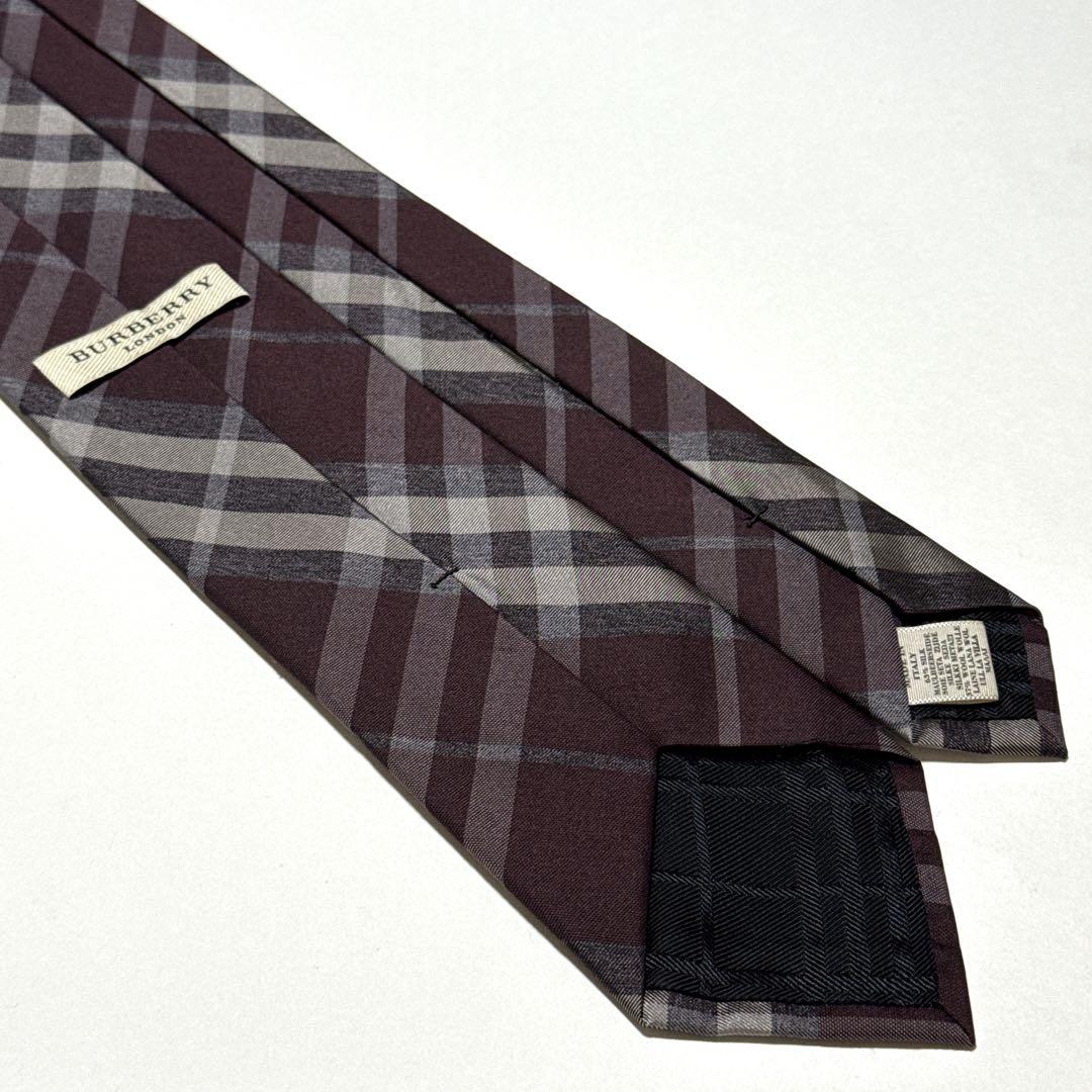 バーバリーロンドン　ネクタイ　ノバチェック　超人気　ハイブランド　高級　光沢感