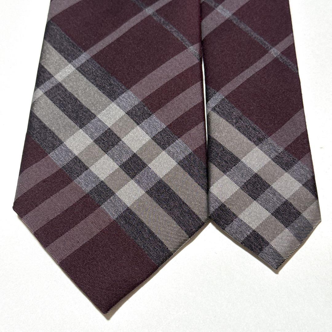 バーバリーロンドン　ネクタイ　ノバチェック　超人気　ハイブランド　高級　光沢感