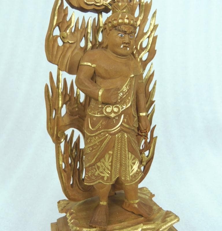 お盆お彼岸大特価中　白檀仏像★白檀 不動明王3.5寸 金泥★お不動さん★お仏壇に