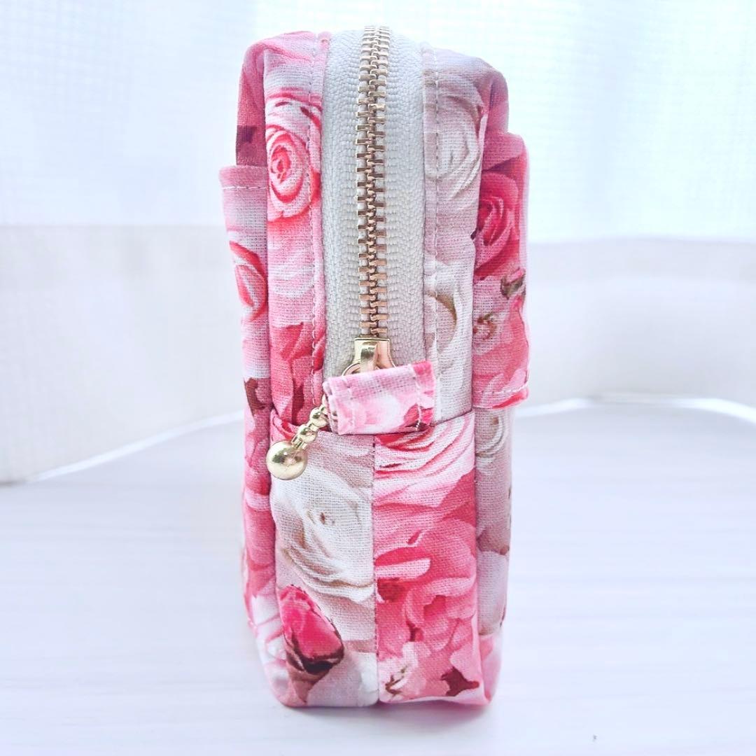 ★k.k★ ハンドメイドポーチ ティッシュケース付き 2個 A465