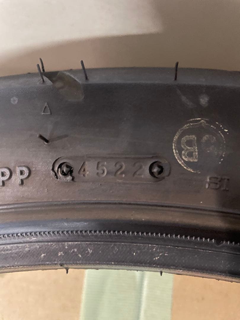 IRC GP-210 24年購入 走行1500kセロー等前後セット