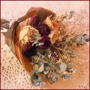 ドライフラワー花束　バラ＆ユーカリ