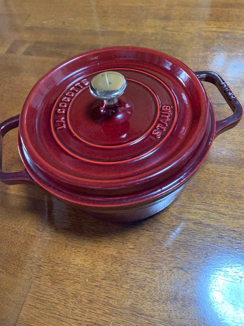 STAUB 赤色 ダッチオーブン
