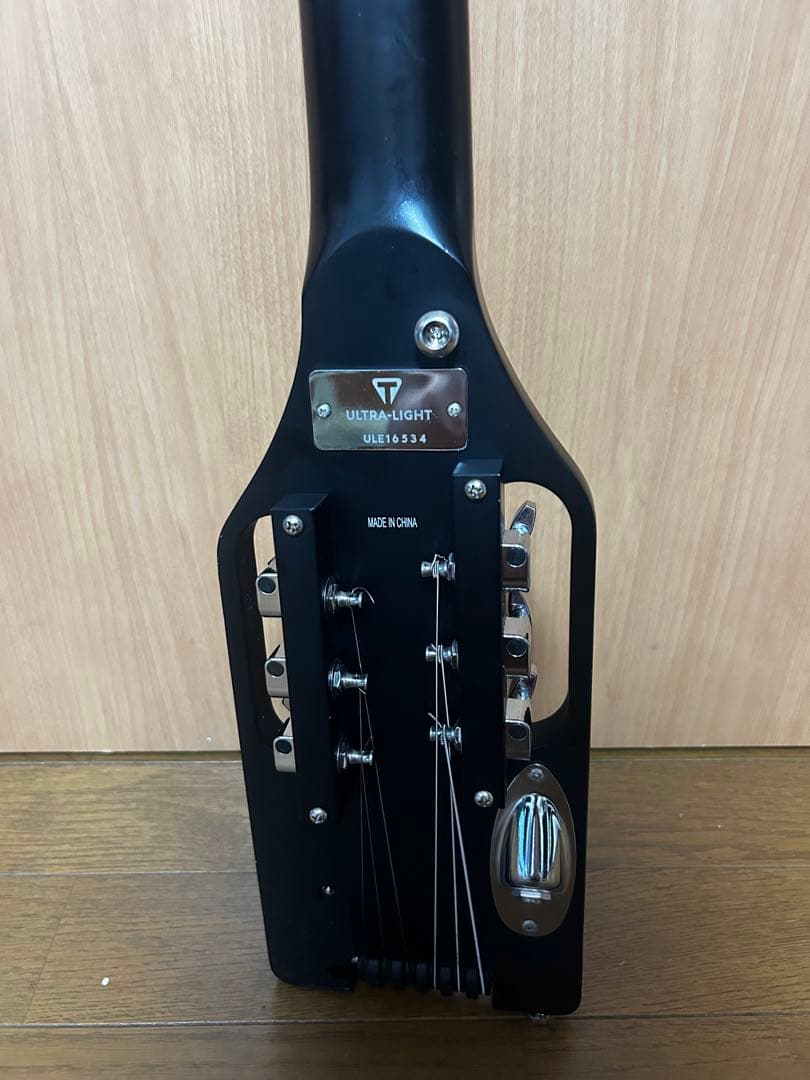 お値下げ歓迎　TRAVELER GUITAR ウルトラライト　アコースティック