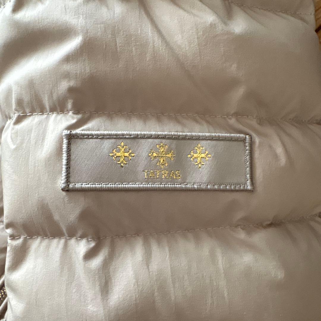 デミルクスビームス【別注】TATRAS / ACACIA ライトダウンジャケット