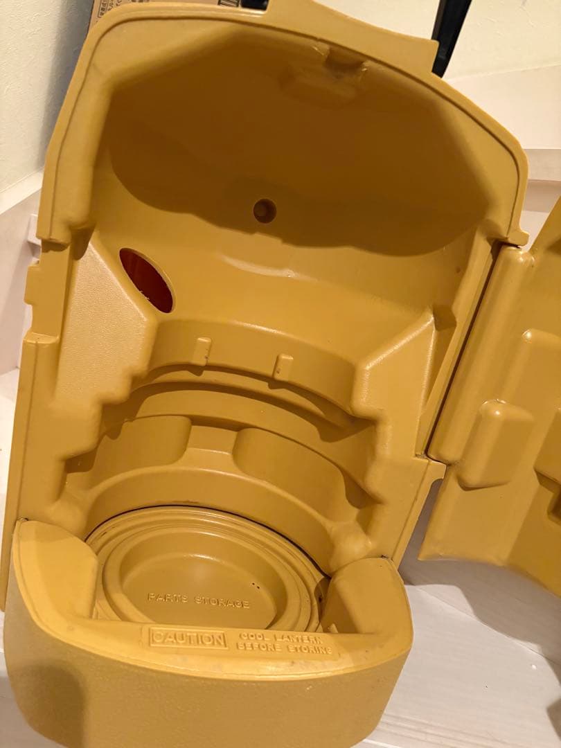 海*様 Coleman キャリーケース イエロー　クラムシェル19826月　角ハ