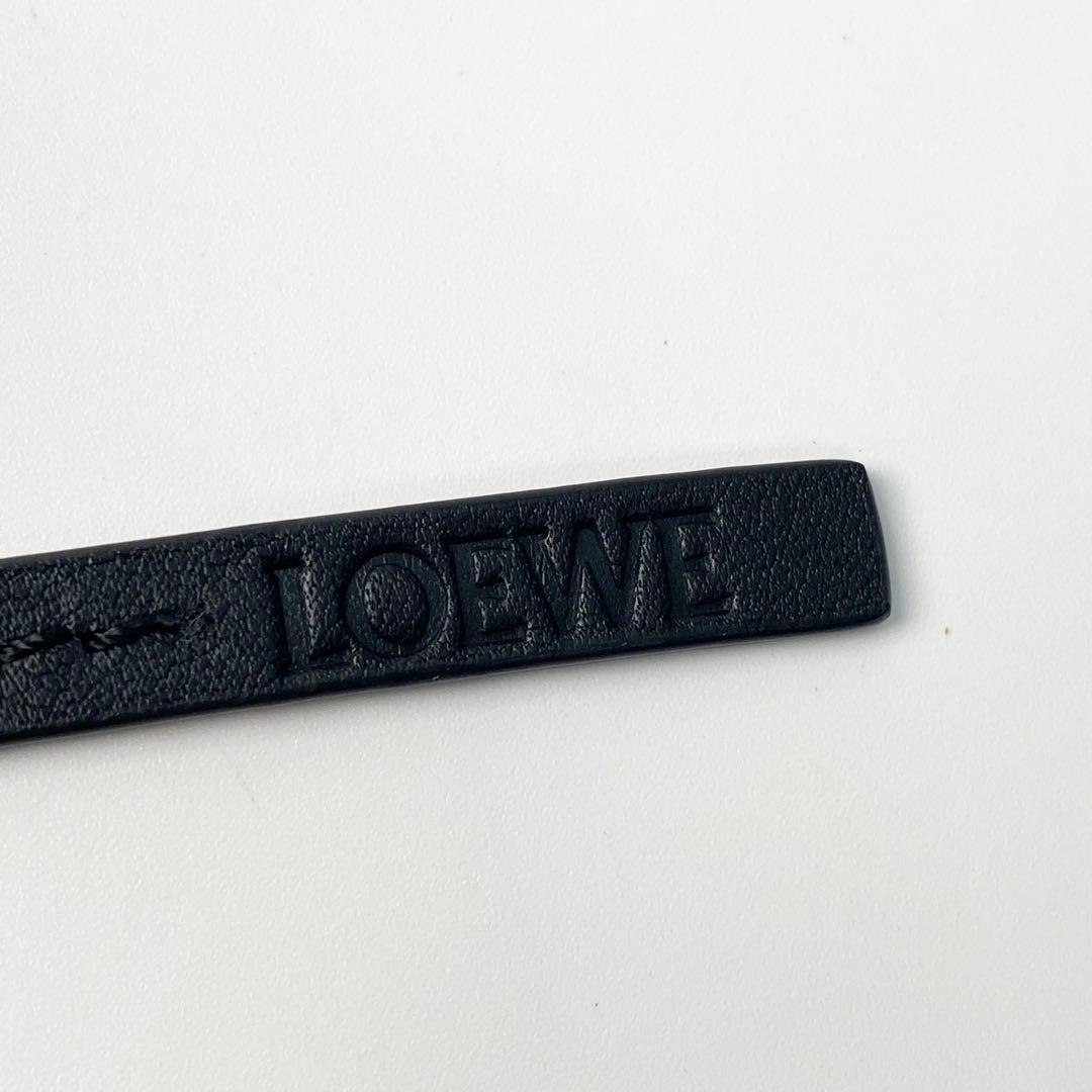 未使用 ロエベ LOEWE アナグラム チャーム ブラウン.