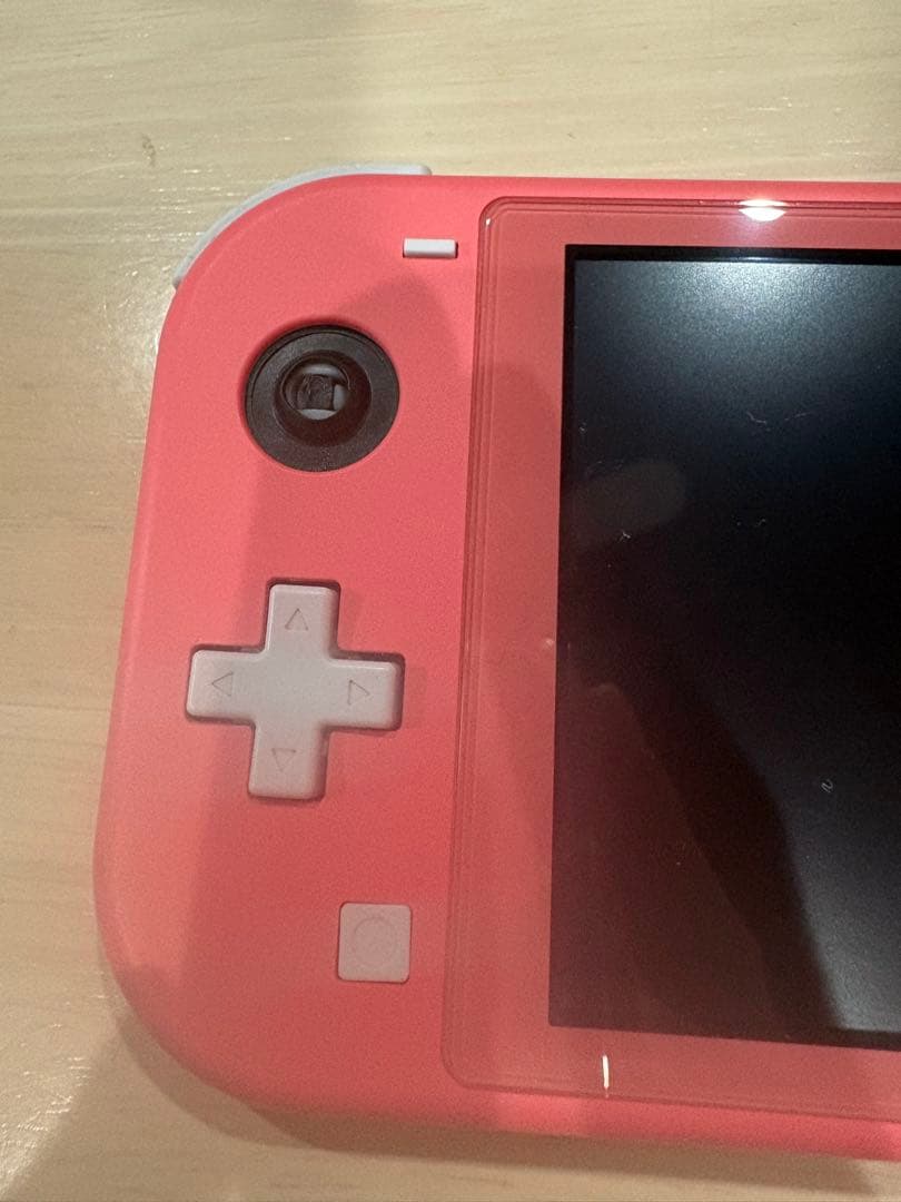 Nintendo Switch Lite コーラル 本体　ピンク　スイッチ