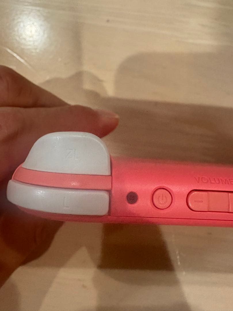 Nintendo Switch Lite コーラル 本体　ピンク　スイッチ