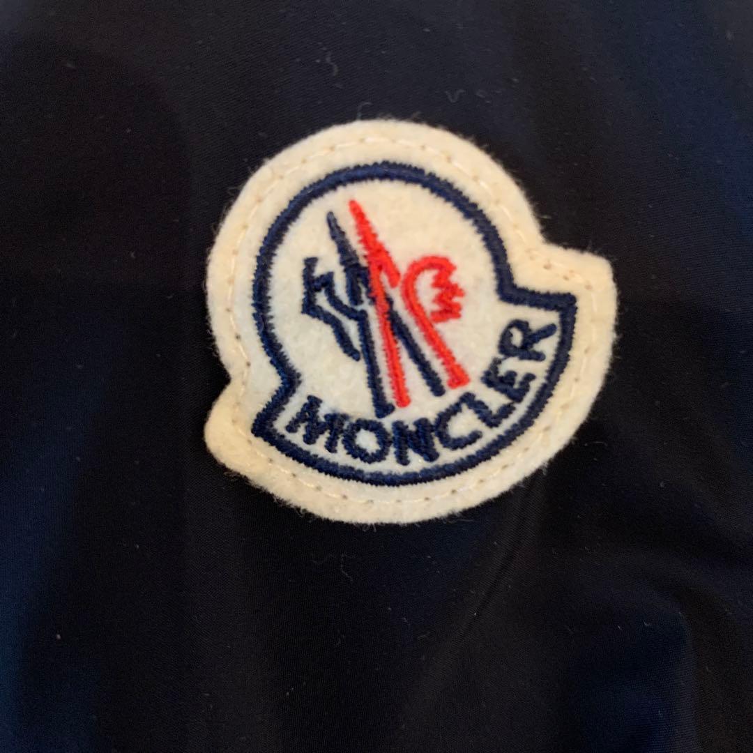 《未使用に近い》モンクレール　ナイロンロングコート