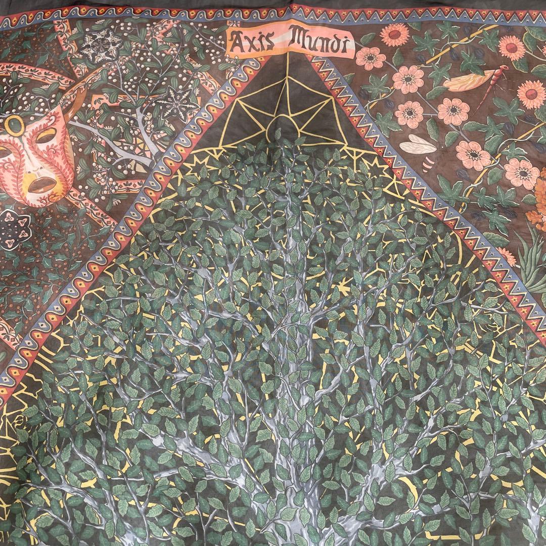 HERMESカレ　Axis Mundi 世界の中心軸