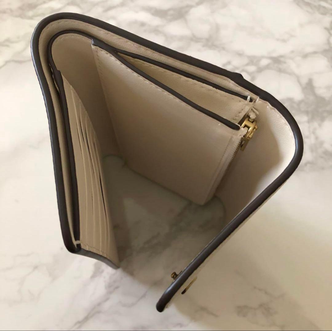 新品未使用 コーチ COACH 白 折り財布 ミディアム フラップ ウォレット