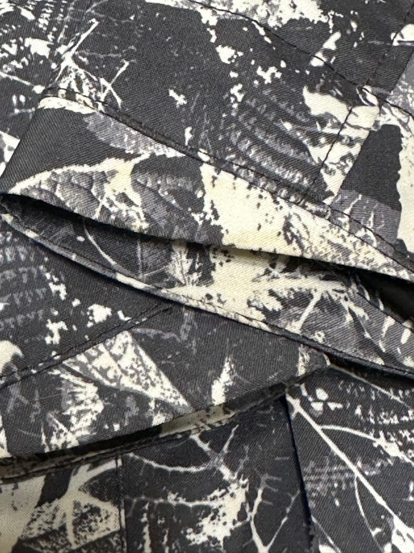 ONYONEスキースノボー雪山ウェア　上下セットメンズ身長180 LL？