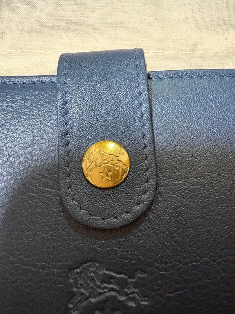 新品未使用　イルビゾンテ　二つ折り財布　ラウンドファスナー　IL BISONTE