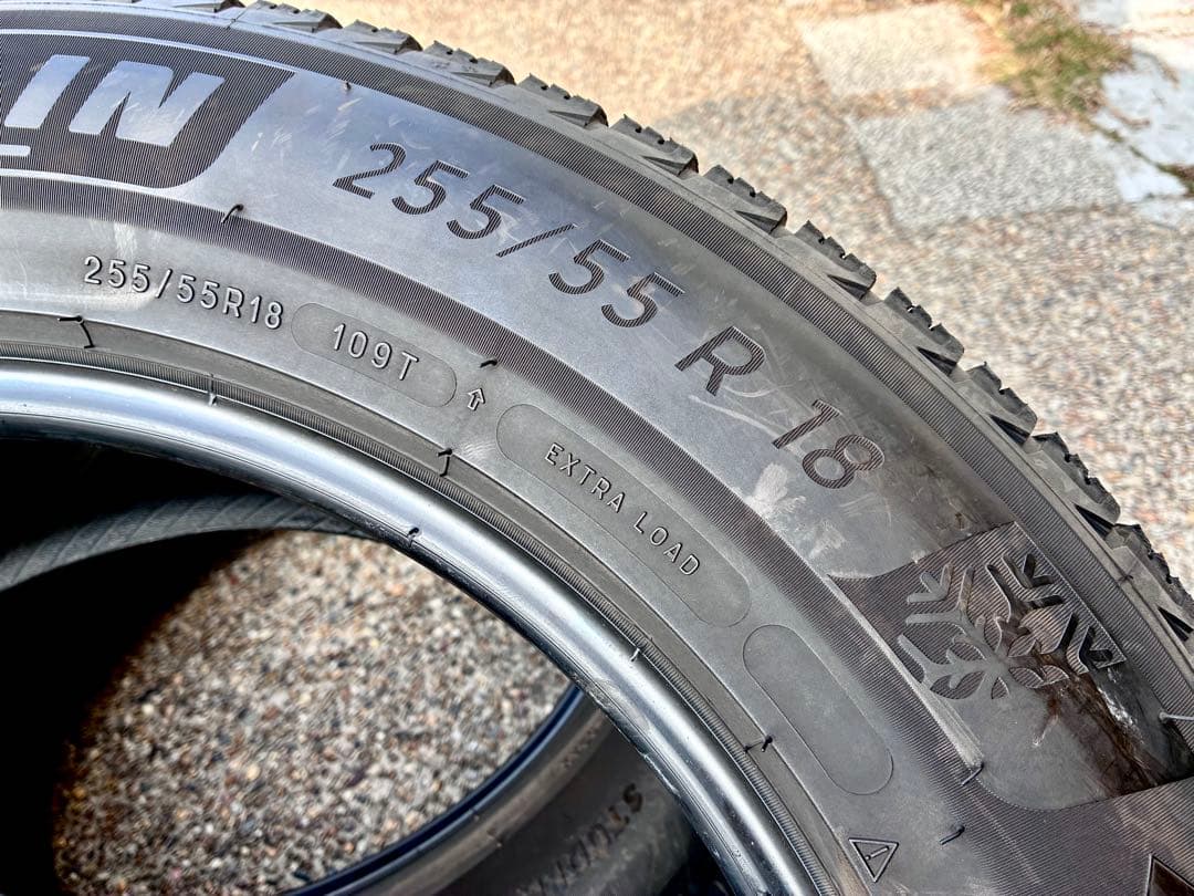 ウ*イ様 ミシュラン X-ICE3+ スタッドレスタイヤ255/55R18 4本