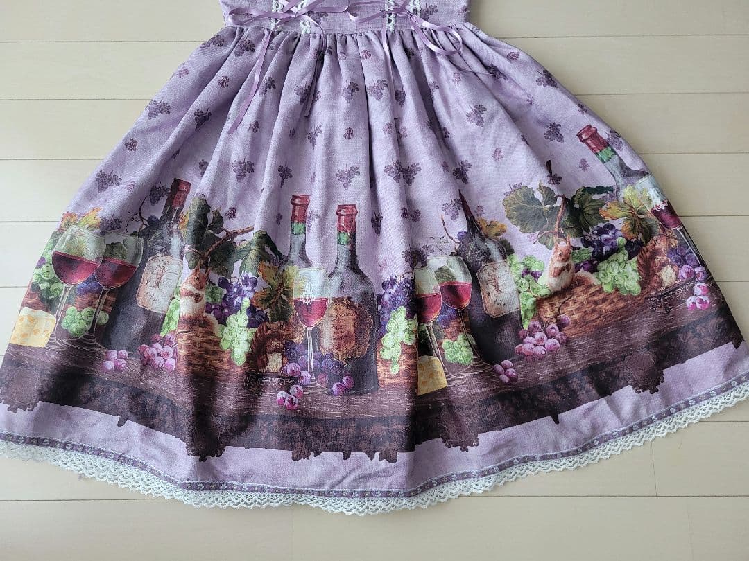 【BABY】 秘密の冒険と幸せのワイナリー柄　スカート