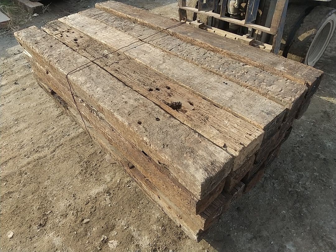 10本組 枕木 4級品 長さ約210cm 送料別 ガーデニング 花壇 庭づくり