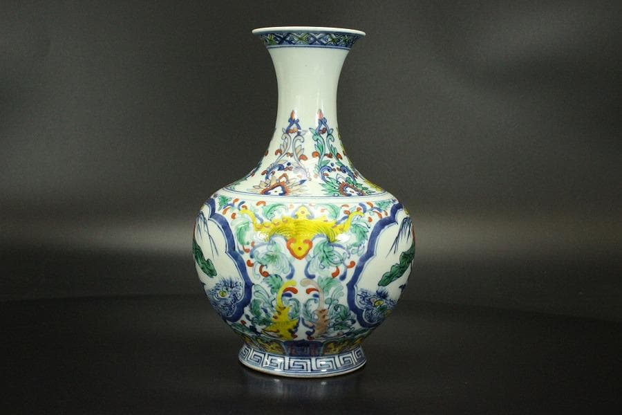 中国美術 色絵 花瓶(ZE721)