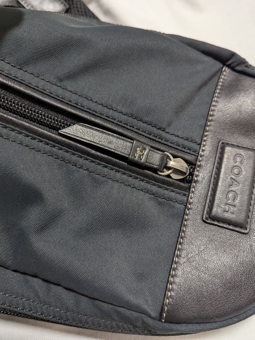 コーチ ボディバッグ ブラック