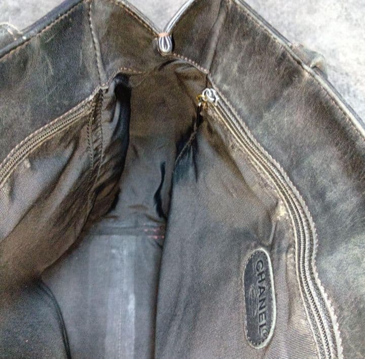 CHANEL　シャネル　ココマーク　レザー　ターンロック　トートバッグ