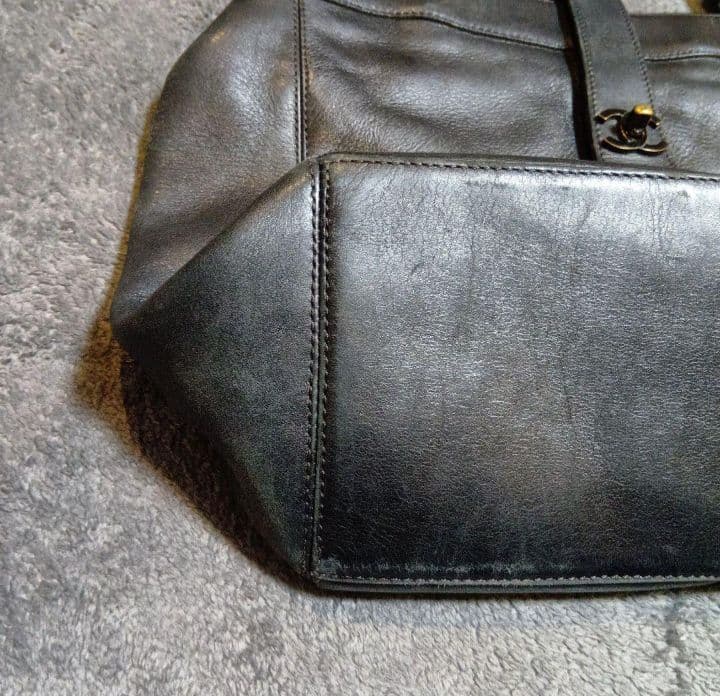 CHANEL　シャネル　ココマーク　レザー　ターンロック　トートバッグ