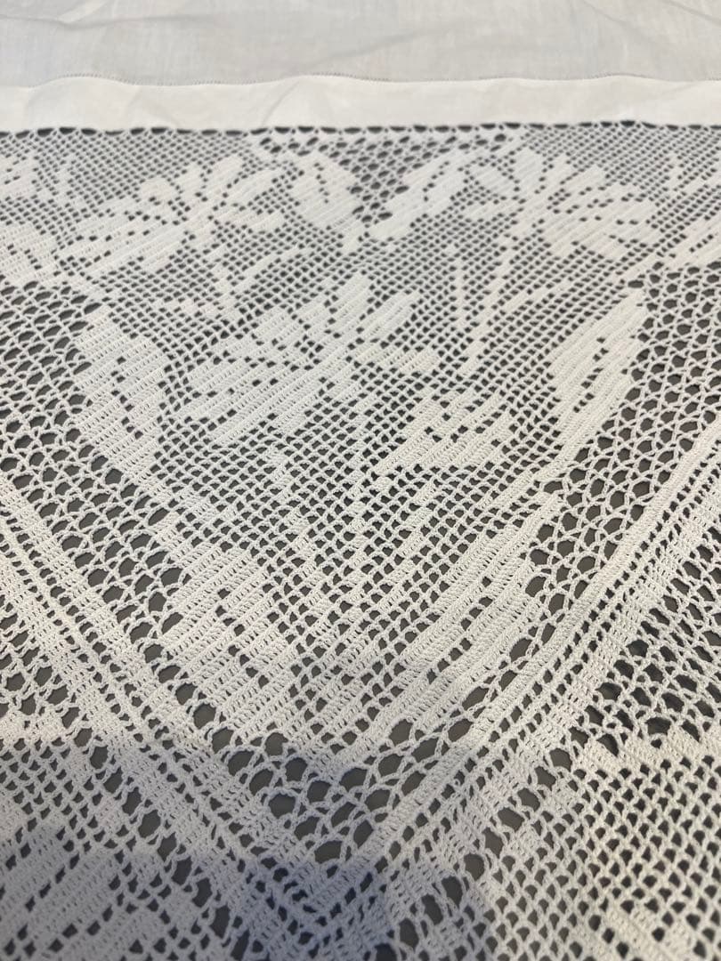 希少な英国アンティーク 麻×レース テーブルクロス 100cm