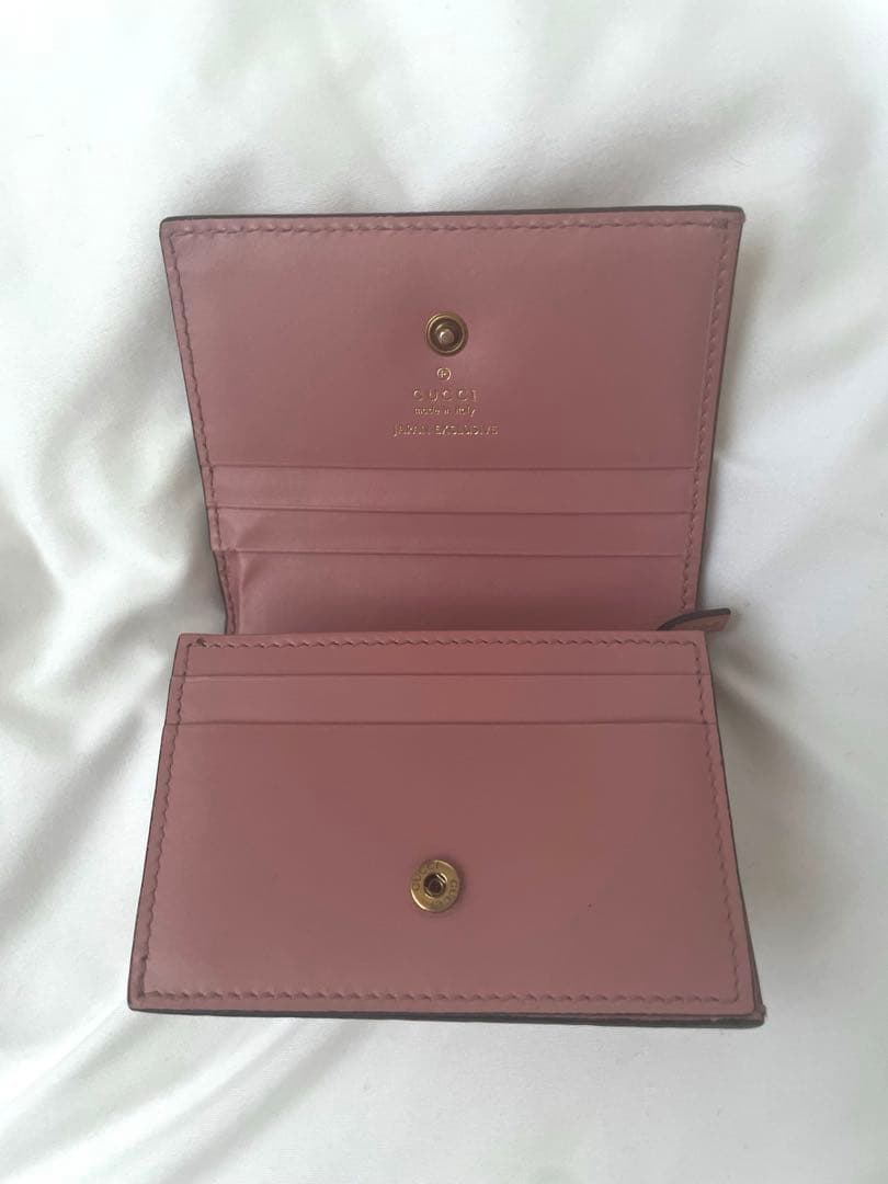 【お値下げ中】Gucci 二つ折り財布 ピンク チェリー装飾