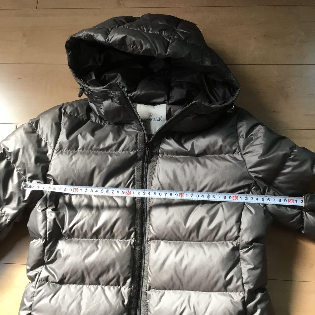 MONCLER グレー ダウンジャケット ウエストベルト付き