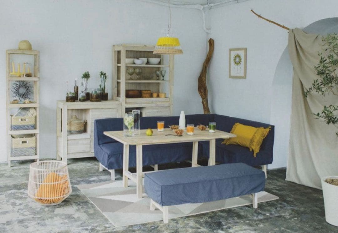 ウニコ　マノア　ダイニングテーブル