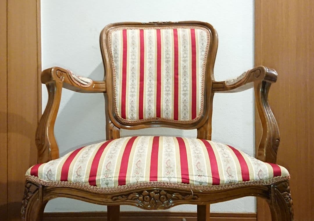 イタリア製 猫脚 アンティーク アームチェア レッドストライプ