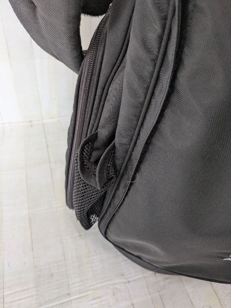 NIKE ゴルフキャディバック　スタンド付　ブラック