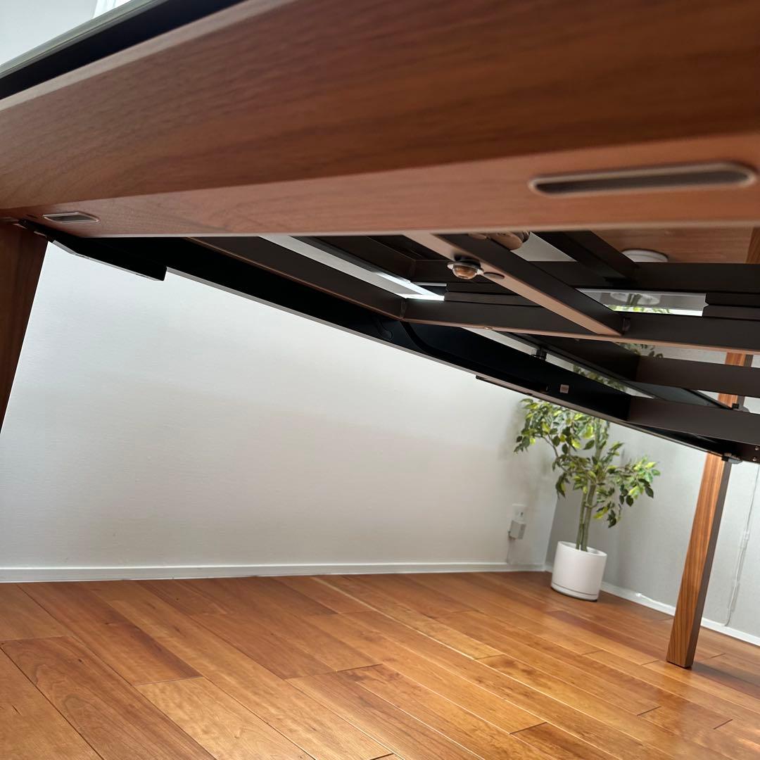 Calligaris カリガリス 伸長ダイニングテーブル セラミック