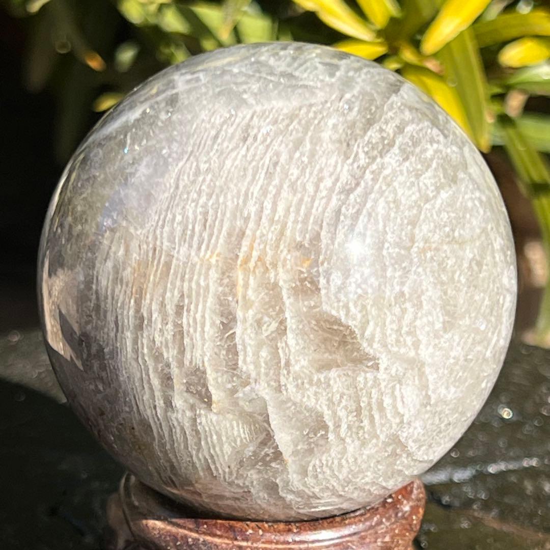 ✳️✨何層にも重なる自然の造形美✨虹入り 千層ガーデンファントム水晶 丸玉 天然石