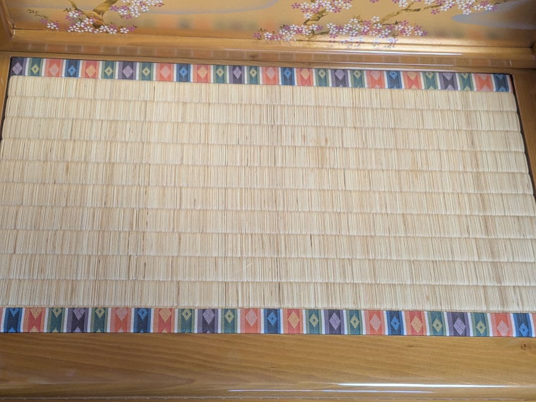 ひな祭り 雛人形　三段飾り　オルゴール付　秀華作　1/2（2/2の購入も必要）