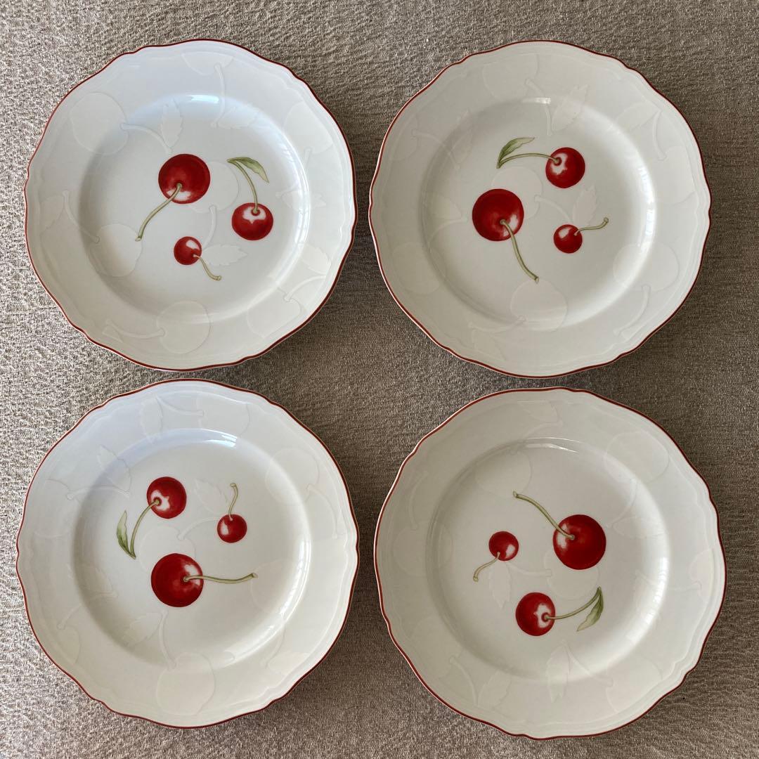 アンティコチェリーAntico cherries 21センチサラダ皿　4枚