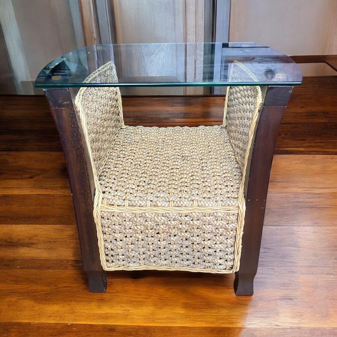昭和レトロ★高級材とラタンの重厚なテーブル　ガラス天板　丁寧な編み込みのラタン