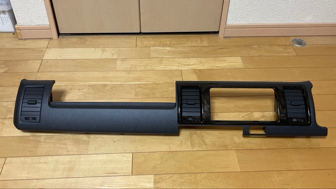 ハイエース　ダークプライムⅡ オーディオパネル