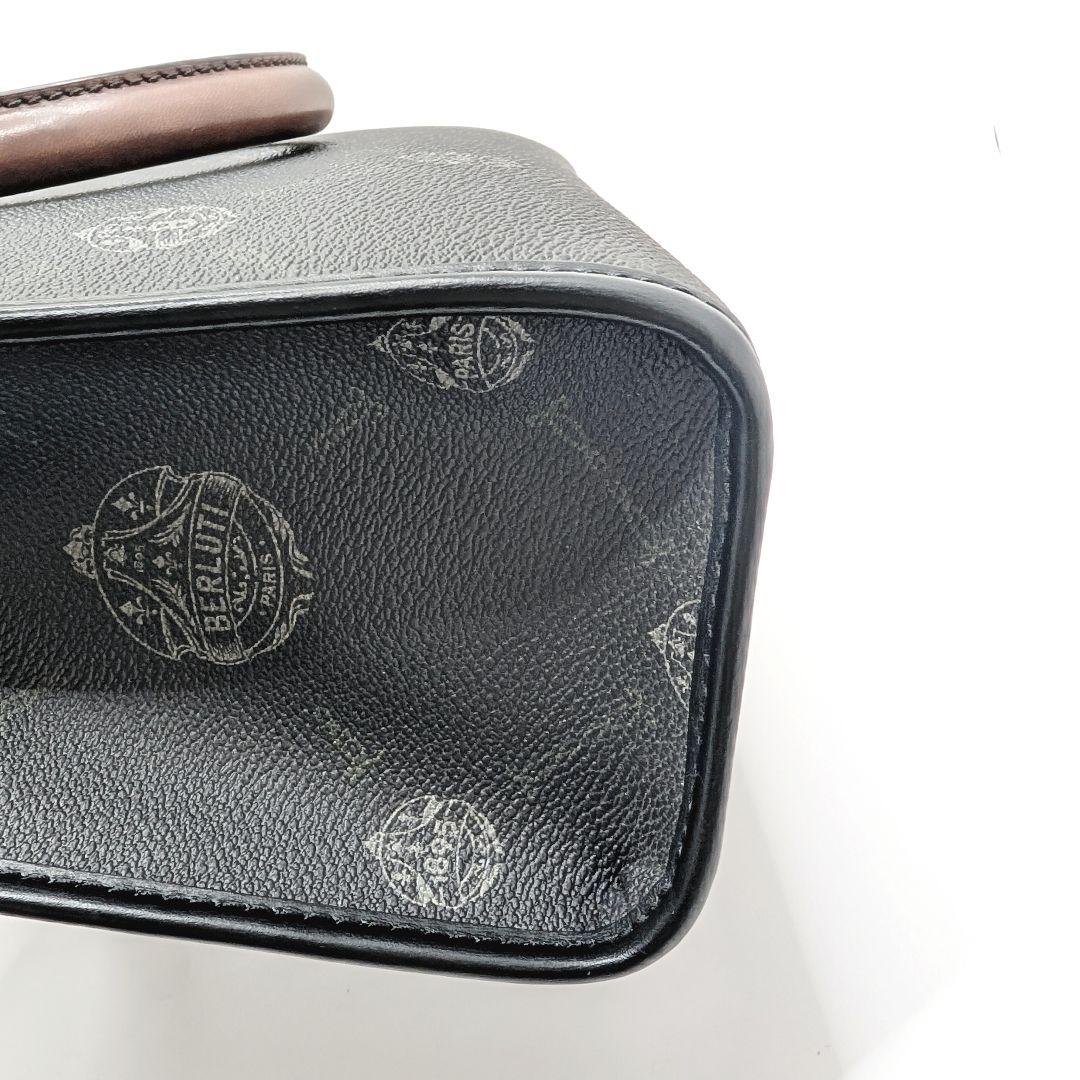 ✨️新品!✨️ベルルッティ　ウリス ガリバー シグネチャーキャンバス 2WAY