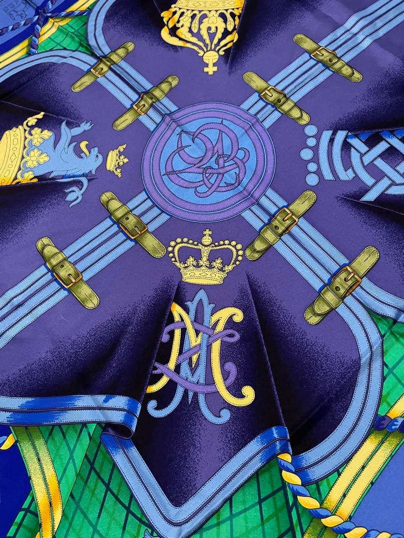 新品同様 エルメス HERMES カレ90 GRANDE TENUE 馬の礼装