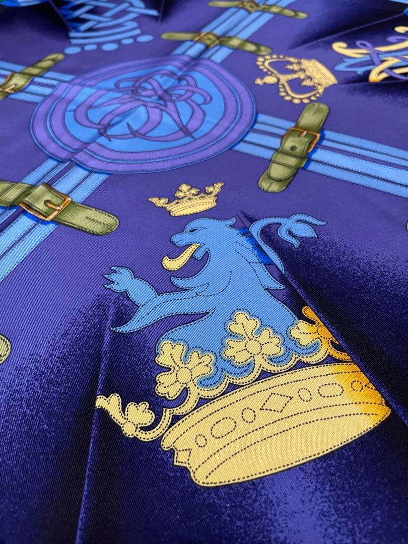 新品同様 エルメス HERMES カレ90 GRANDE TENUE 馬の礼装