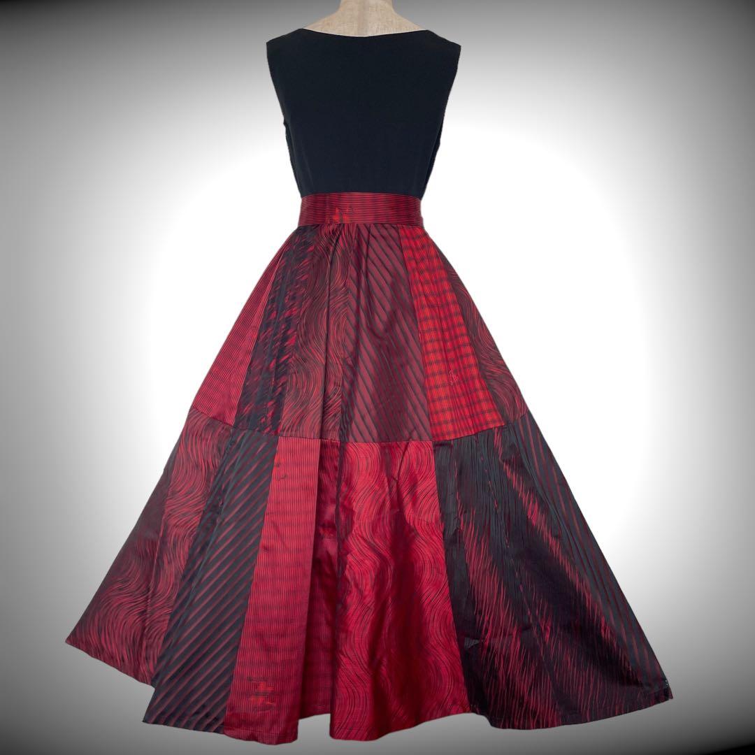 サッシュベルト付き 赤黒で魅せるフレアーロングワンピース 結婚式 着物リメイク