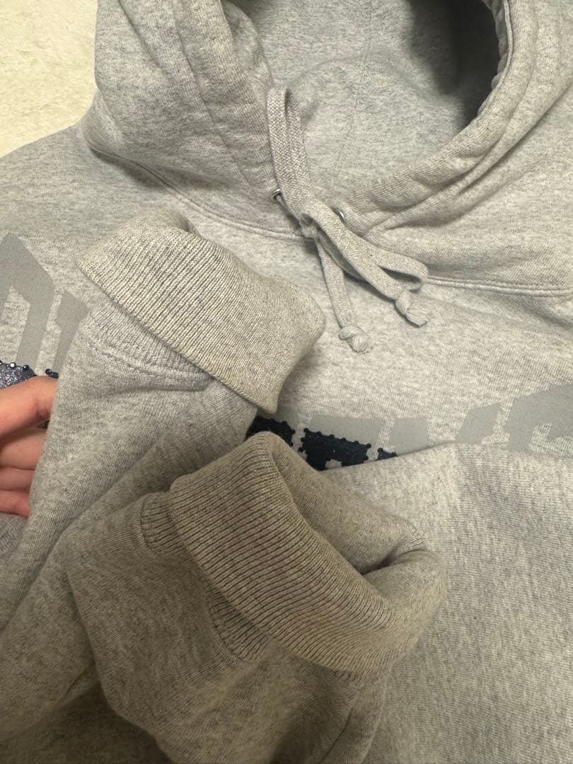 Supreme｜Rhinestone Hooded Sweatshirt