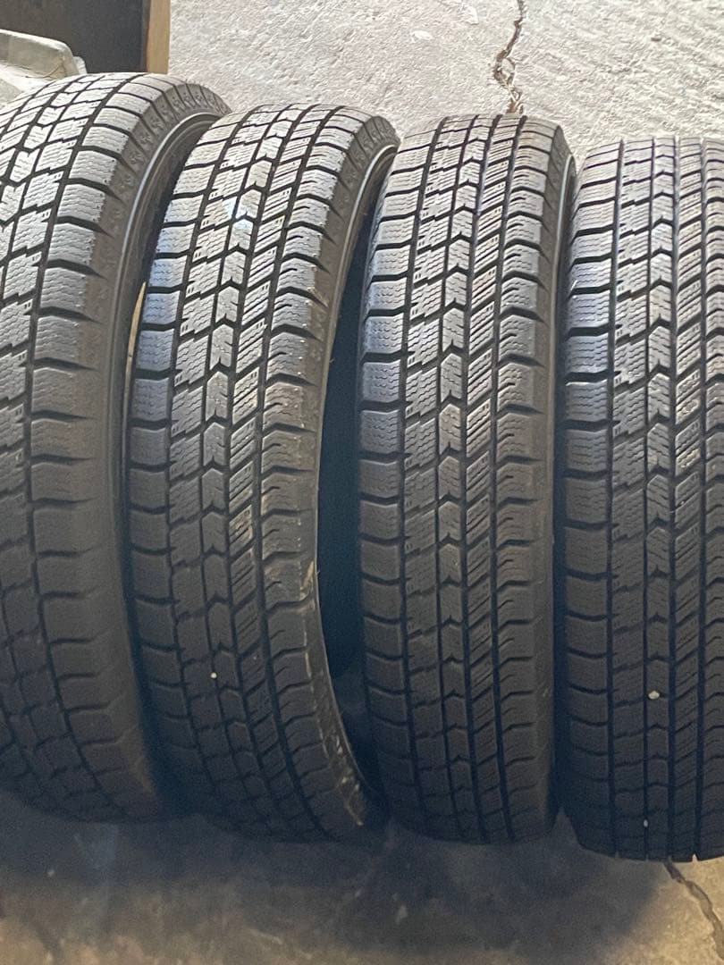 145/80R13 スタッドレスタイヤ　グットイヤー　中古4本セット　イボ残り