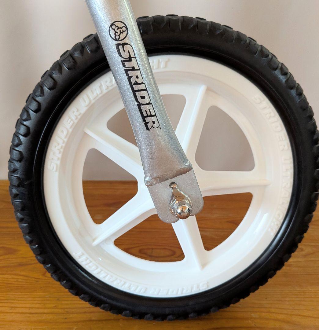 HALLO STRIDER PRO バランスバイク シルバー