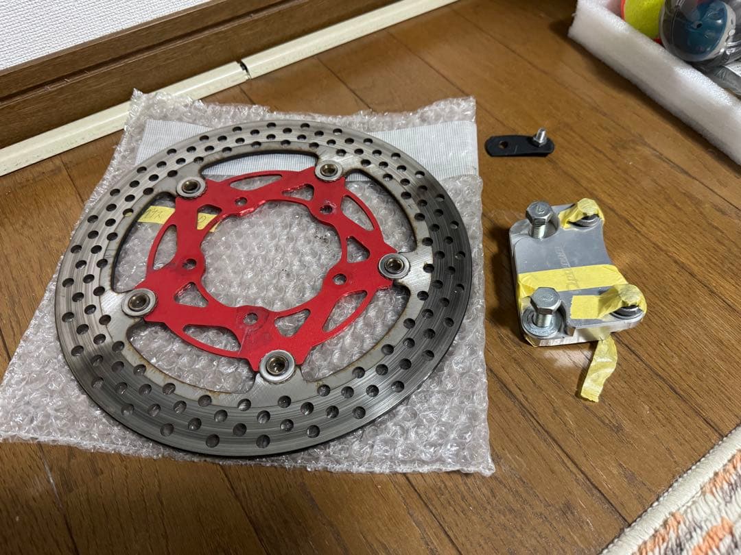 シグナス用ブレーキディスクCNC φ260 純正キャリパーサポートセット