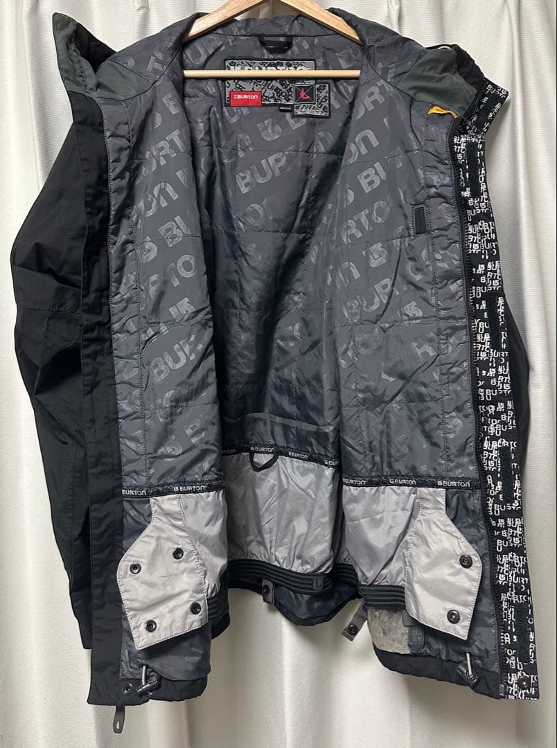 BURTON スノーボードジャケット ブラック サイズ表記:L ※値下げしました